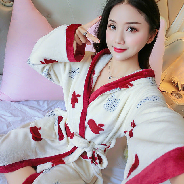 Cartoon Lovely 2018 Thicken Nightgowns Winter Bathrobe Women Pajamas Bath Flannel Warm Robe Sleepwear Womens Robes Coral Velvet